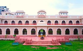 Br Resort & Club